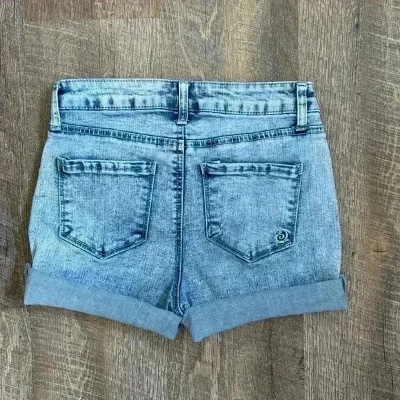 💟Women’s Jean Shorts - Picture 7 of 14